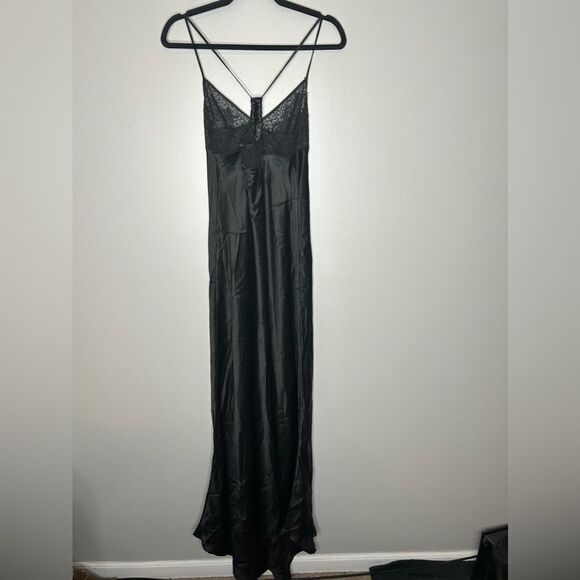 Oh Que Luna X Victoria’s Secret NWT - Picture 4 of 6